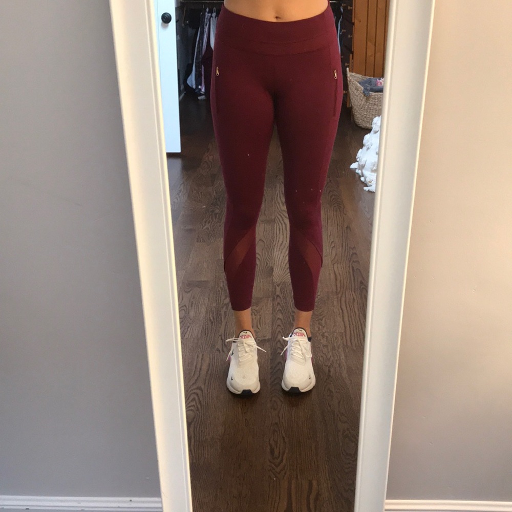 Lululemon leggings!